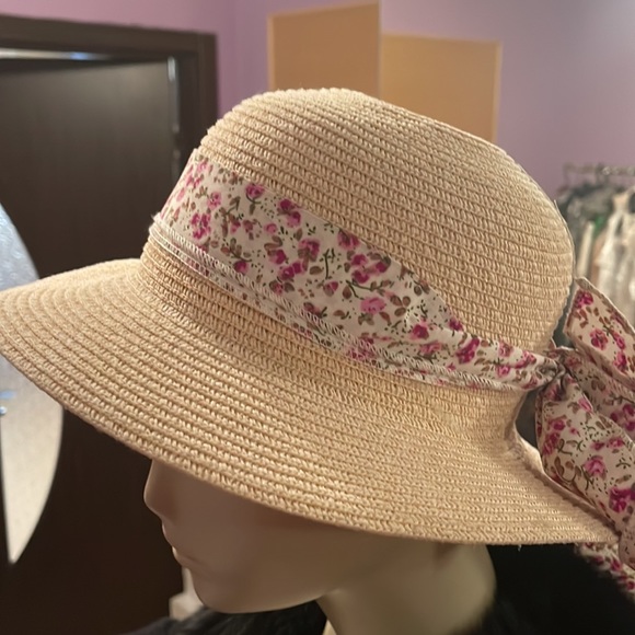 Zara raffia sun hat with flowers scarf - Picture 5 of 10